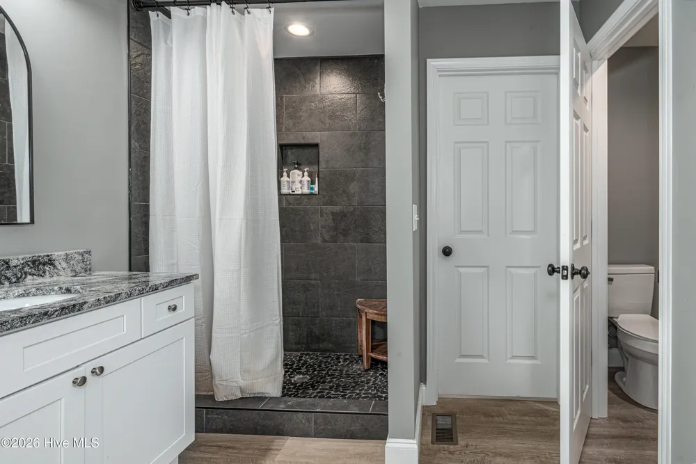 280 Wild Berry Lane Hayesville, NC 28904