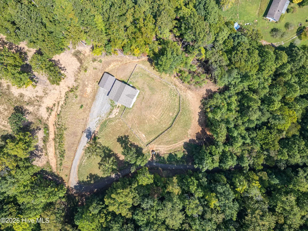 280 Wild Berry Lane Hayesville, NC 28904