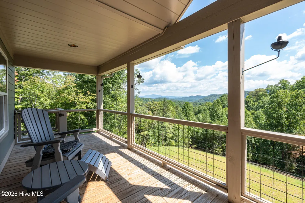 280 Wild Berry Lane Hayesville, NC 28904