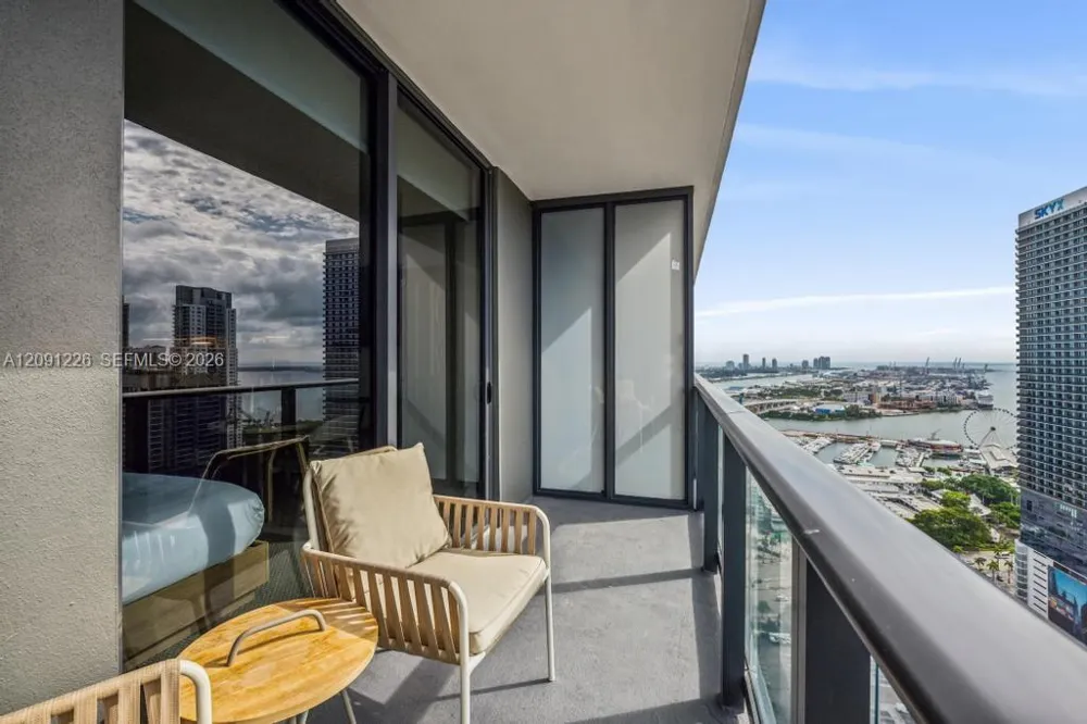 601 NE 1 AVE #3312 Miami, FL 33132