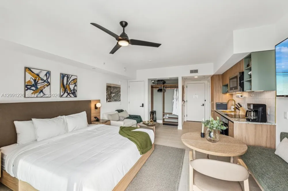 601 NE 1 AVE #3312 Miami, FL 33132