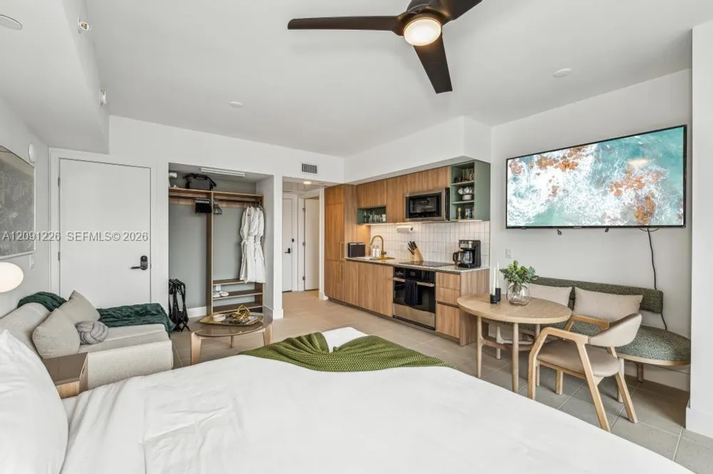 601 NE 1 AVE #3312 Miami, FL 33132