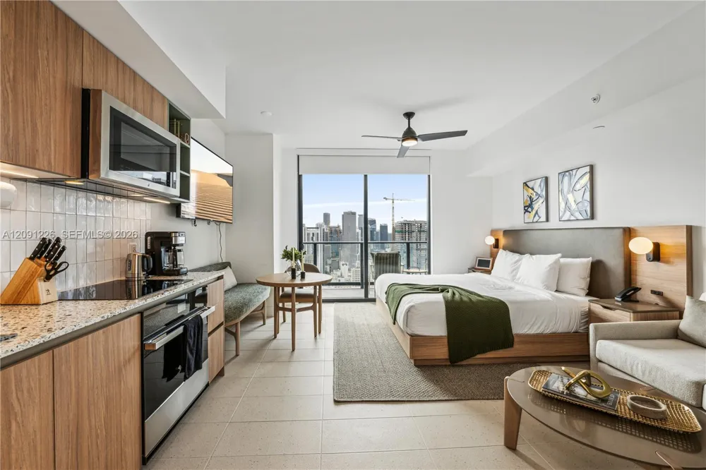 601 NE 1 AVE #3312 Miami, FL 33132