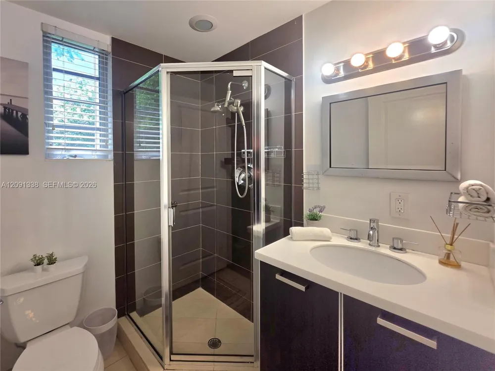 601 11th St #107 Miami Beach, FL 33139