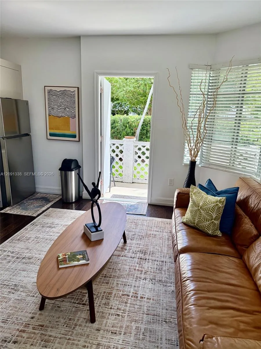 601 11th St #107 Miami Beach, FL 33139