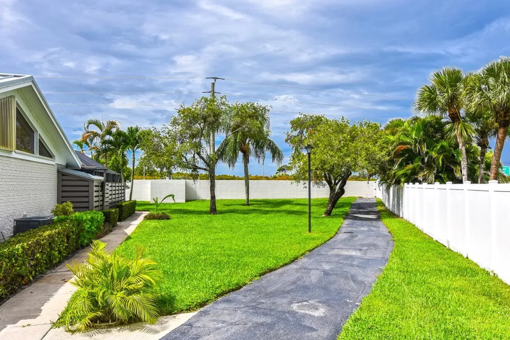 1801 S Us Highway 1 #1d Jupiter, FL 33477