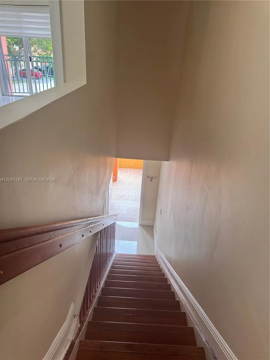 7075 NW 173rd Dr #1406 Hialeah, FL 33015
