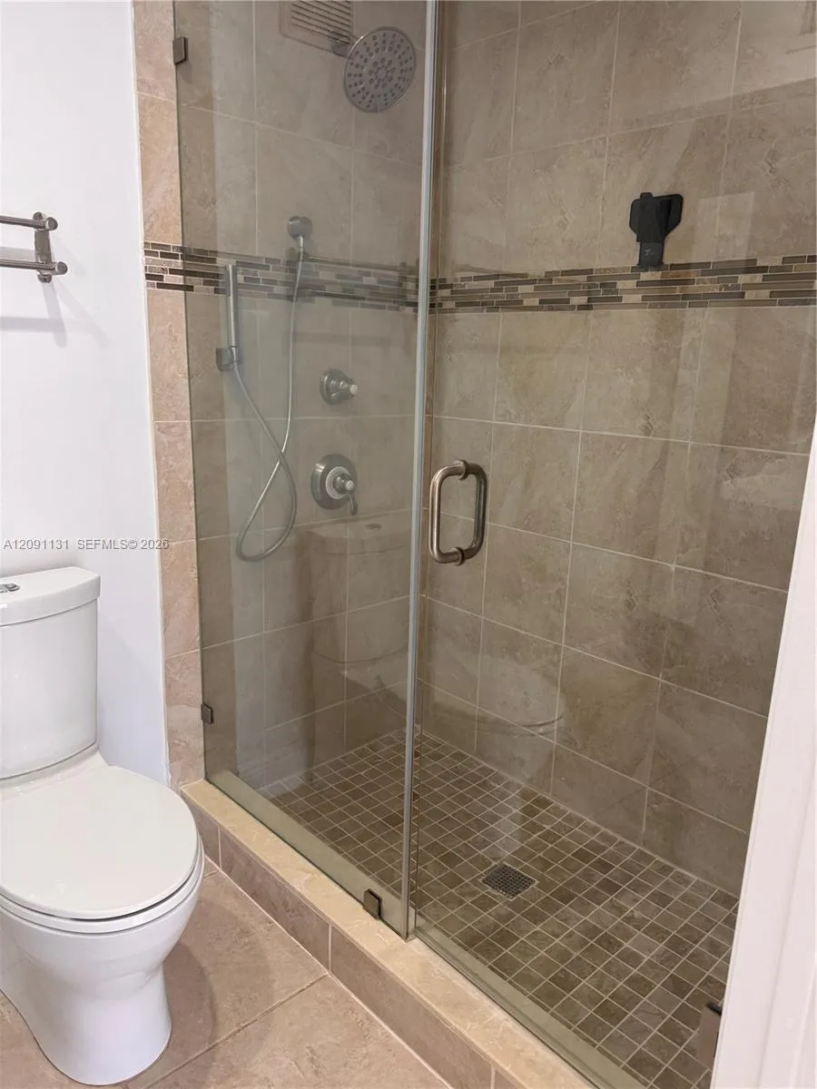 7075 NW 173rd Dr #1406 Hialeah, FL 33015