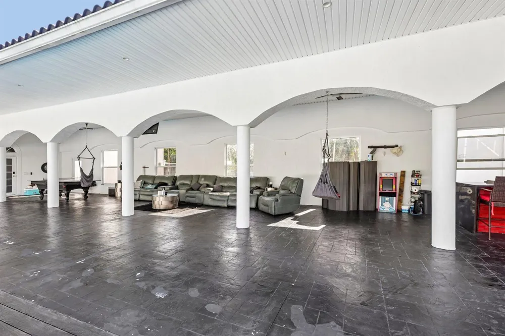 6911 NW 84TH AVENUE Parkland, FL 33067
