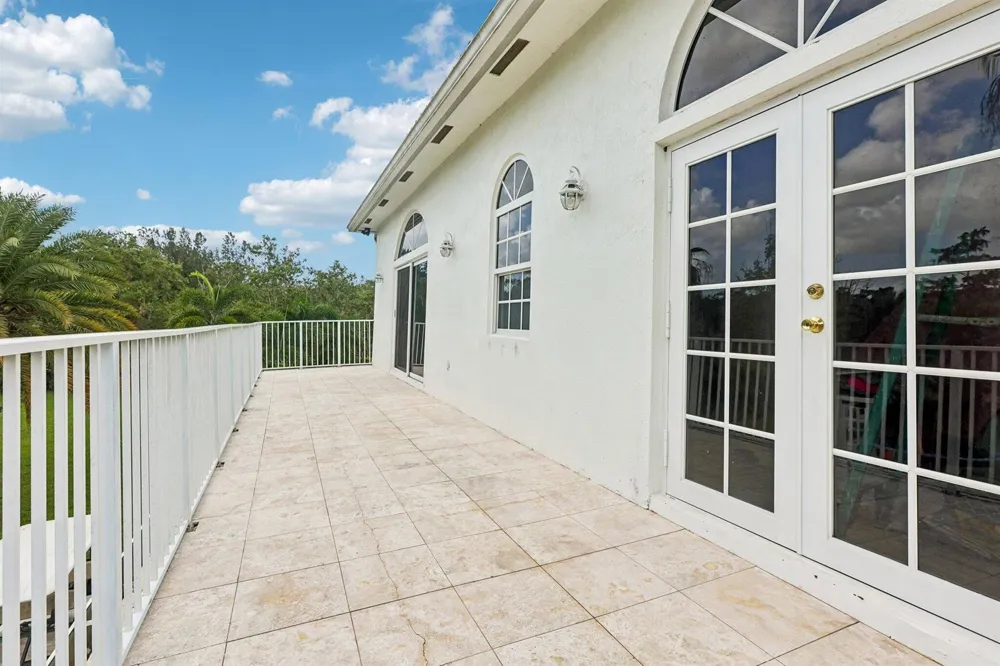 6911 NW 84TH AVENUE Parkland, FL 33067