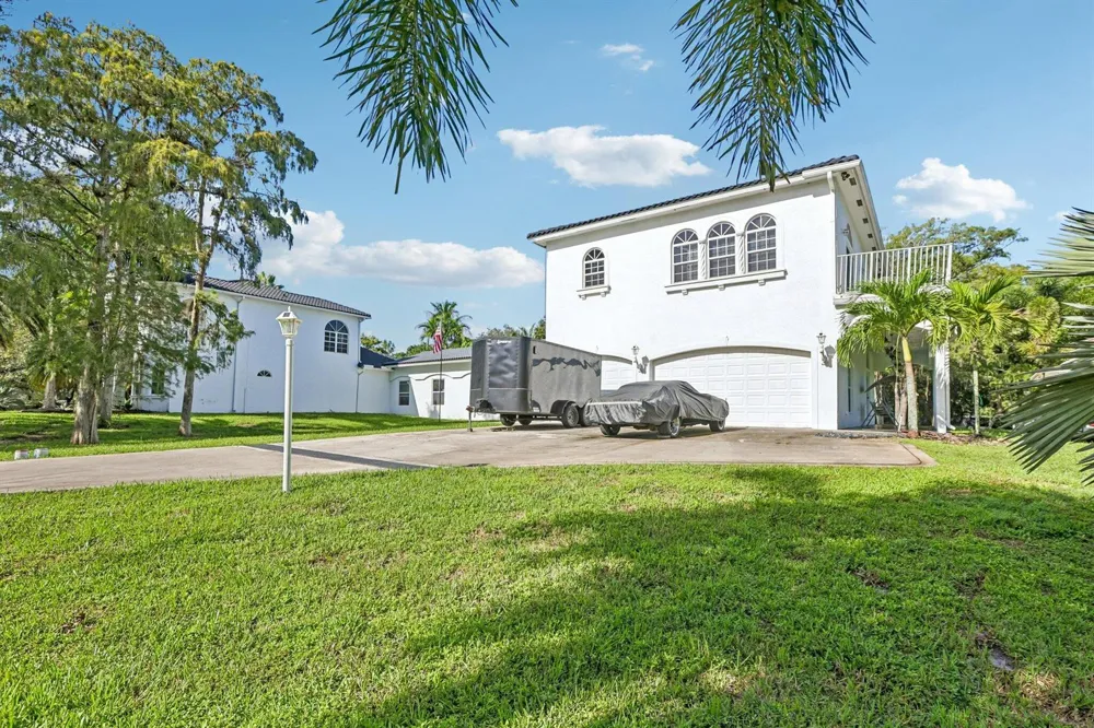 6911 NW 84TH AVENUE Parkland, FL 33067