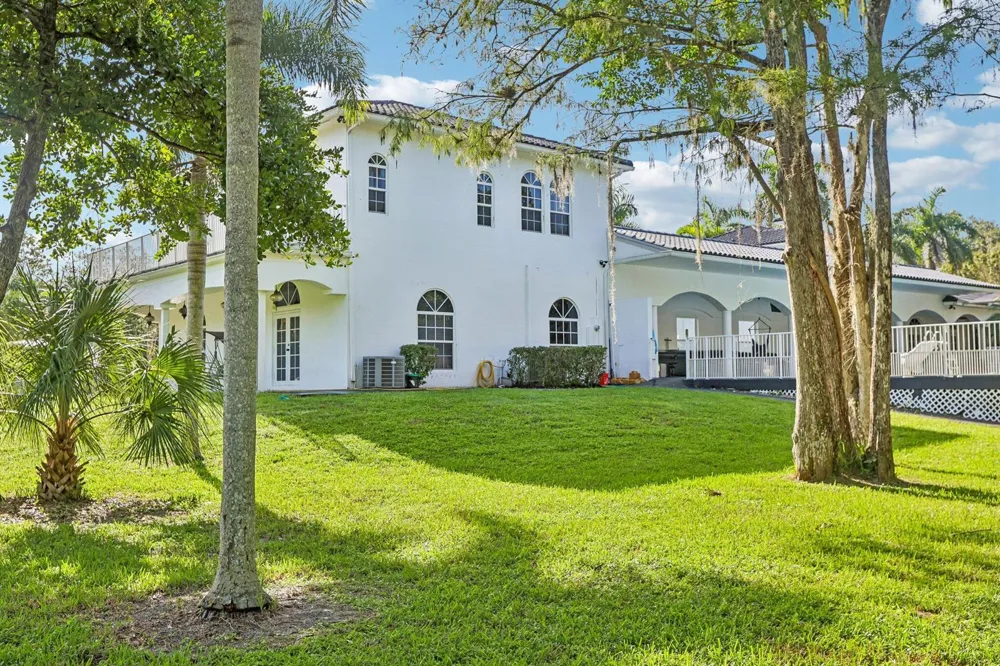 6911 NW 84TH AVENUE Parkland, FL 33067