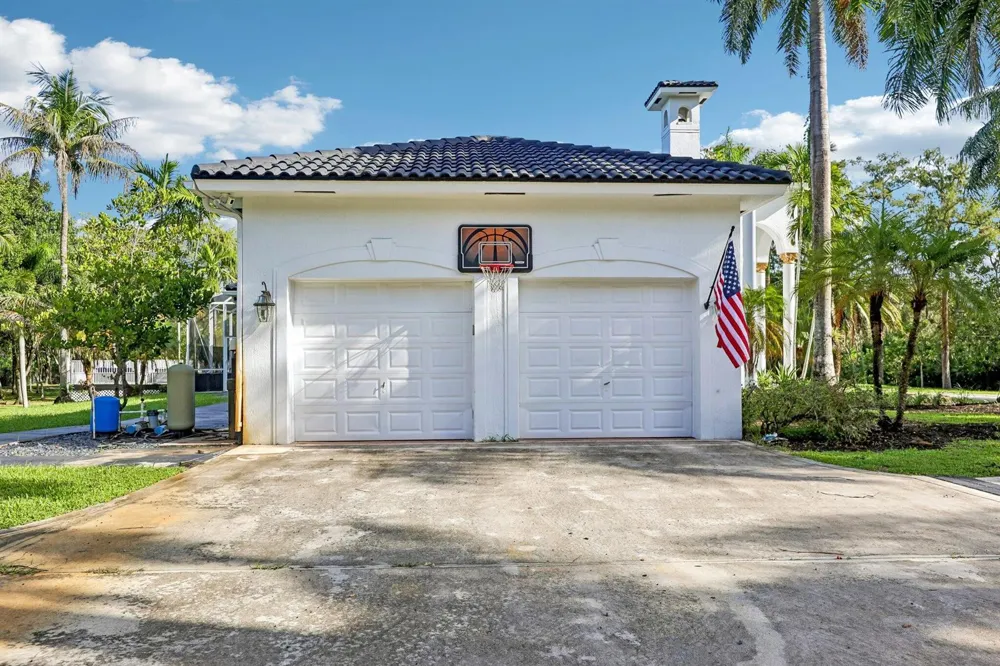 6911 NW 84TH AVENUE Parkland, FL 33067