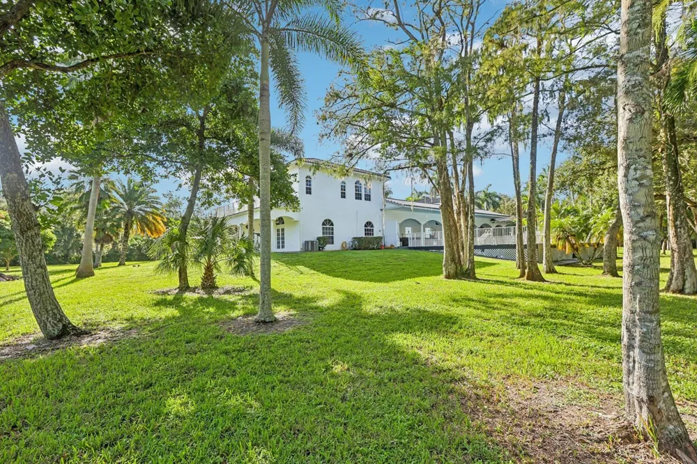 6911 NW 84TH AVENUE Parkland, FL 33067