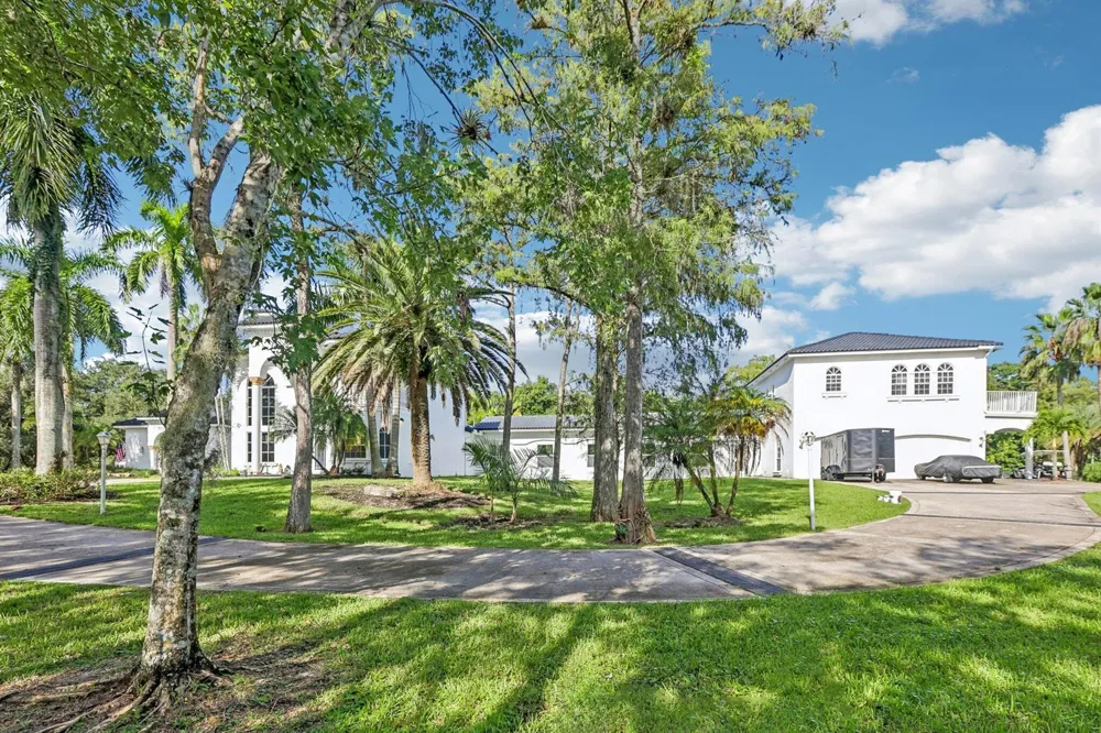 6911 NW 84TH AVENUE Parkland, FL 33067