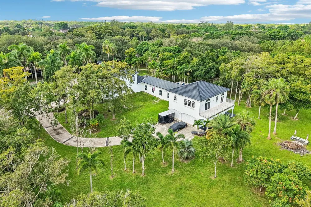 6911 NW 84TH AVENUE Parkland, FL 33067