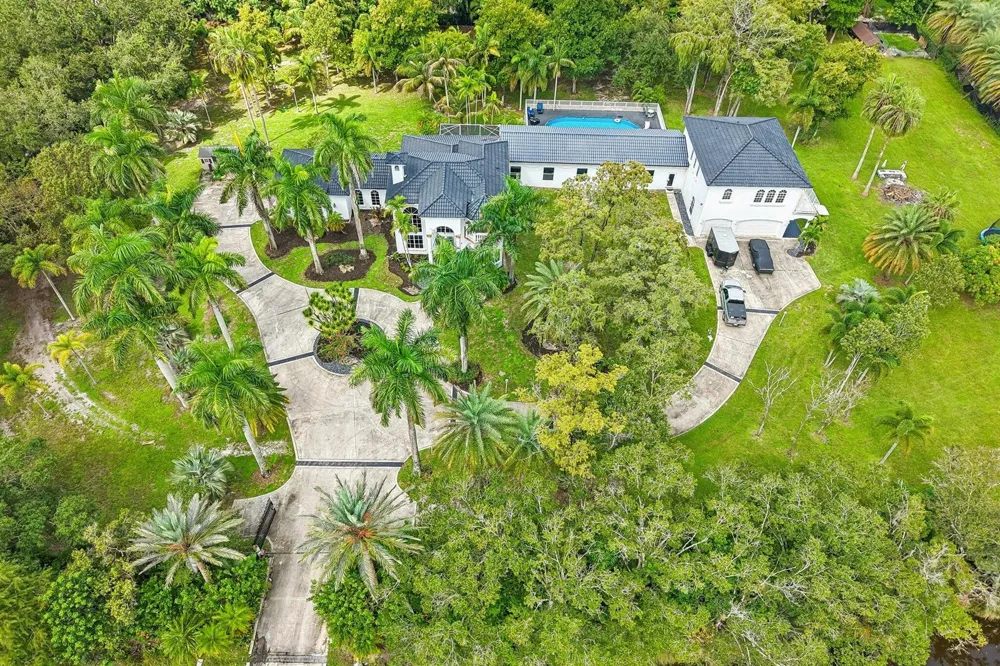 6911 NW 84TH AVENUE Parkland, FL 33067