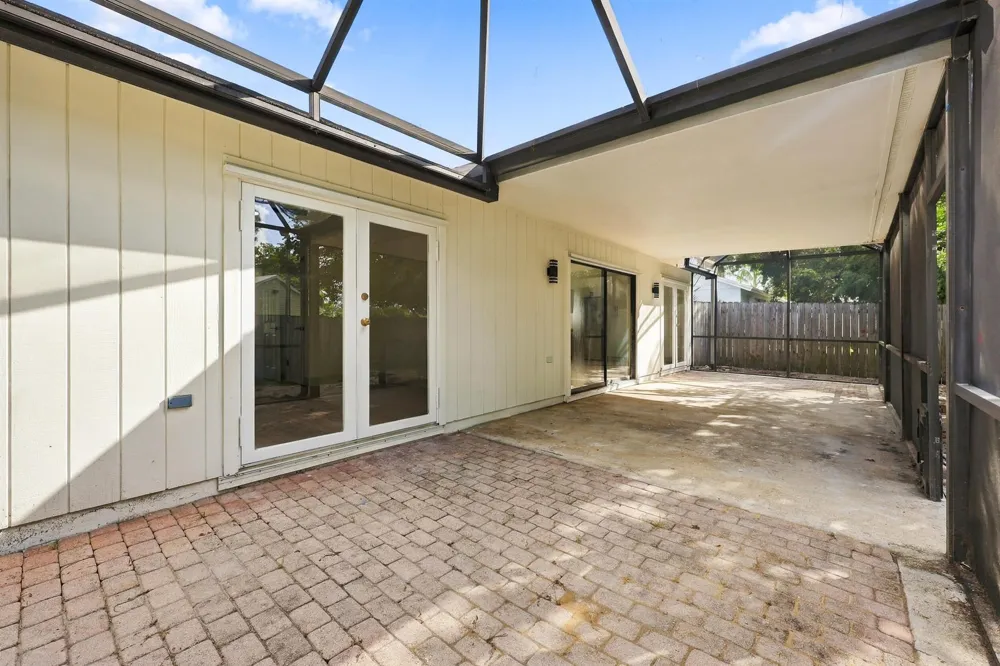 184 GREENTREE CIRCLE Jupiter, FL 33458