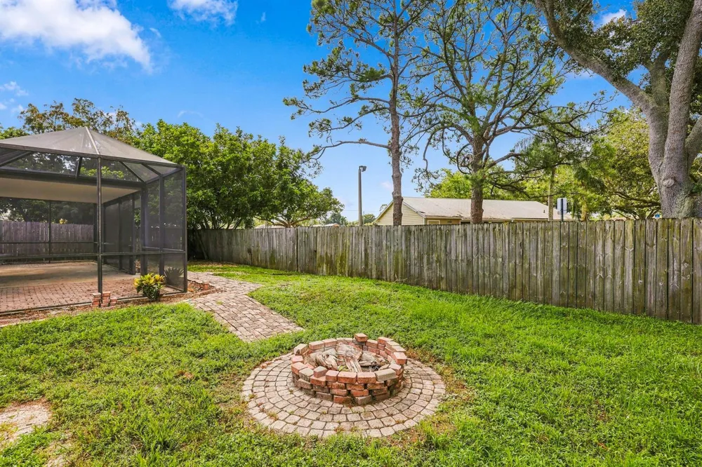 184 GREENTREE CIRCLE Jupiter, FL 33458