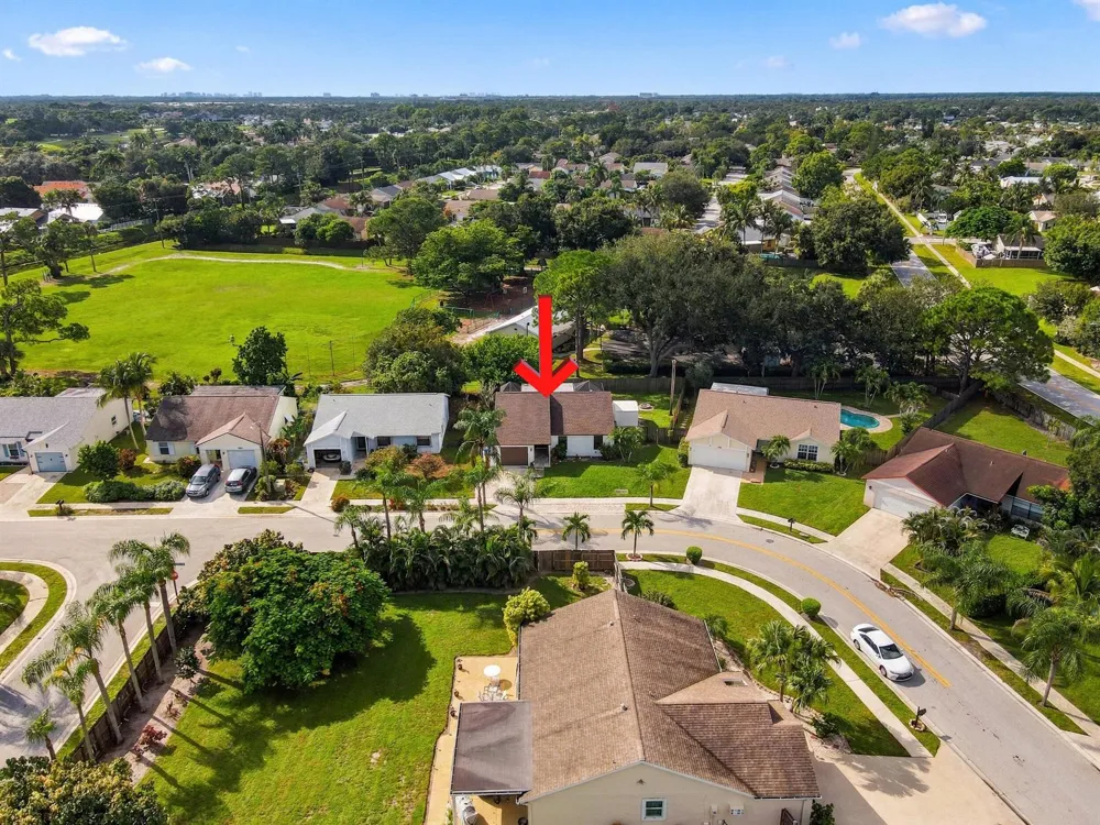 184 GREENTREE CIRCLE Jupiter, FL 33458