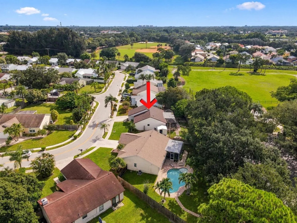 184 GREENTREE CIRCLE Jupiter, FL 33458