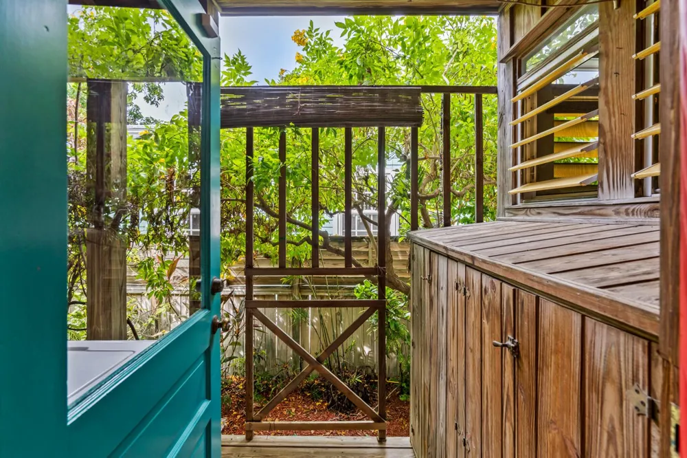 728 POOR HOUSE LANE Key West, FL 33040