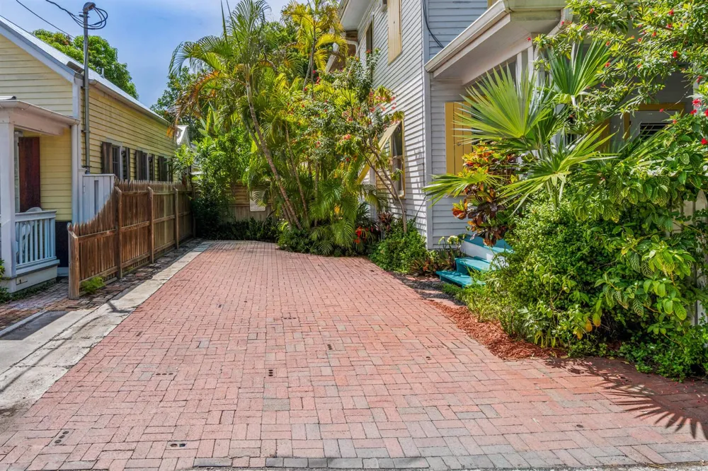 728 POOR HOUSE LANE Key West, FL 33040
