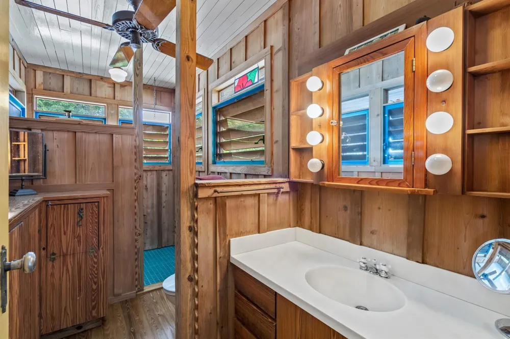 728 POOR HOUSE LANE Key West, FL 33040