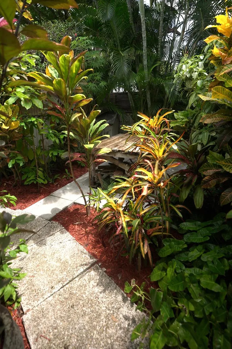 728 POOR HOUSE LANE Key West, FL 33040