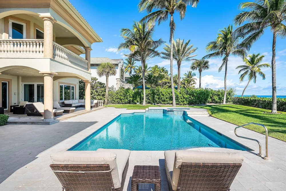 6373 OCEAN BOULEVARD Boynton Beach, FL 33435