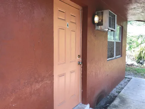 827 NW 10TH TERRACE