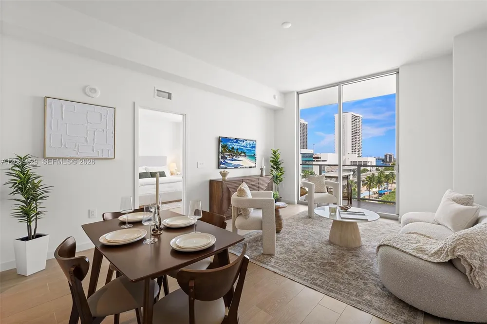 1400 Biscayne Blvd #609 Miami, FL 33132