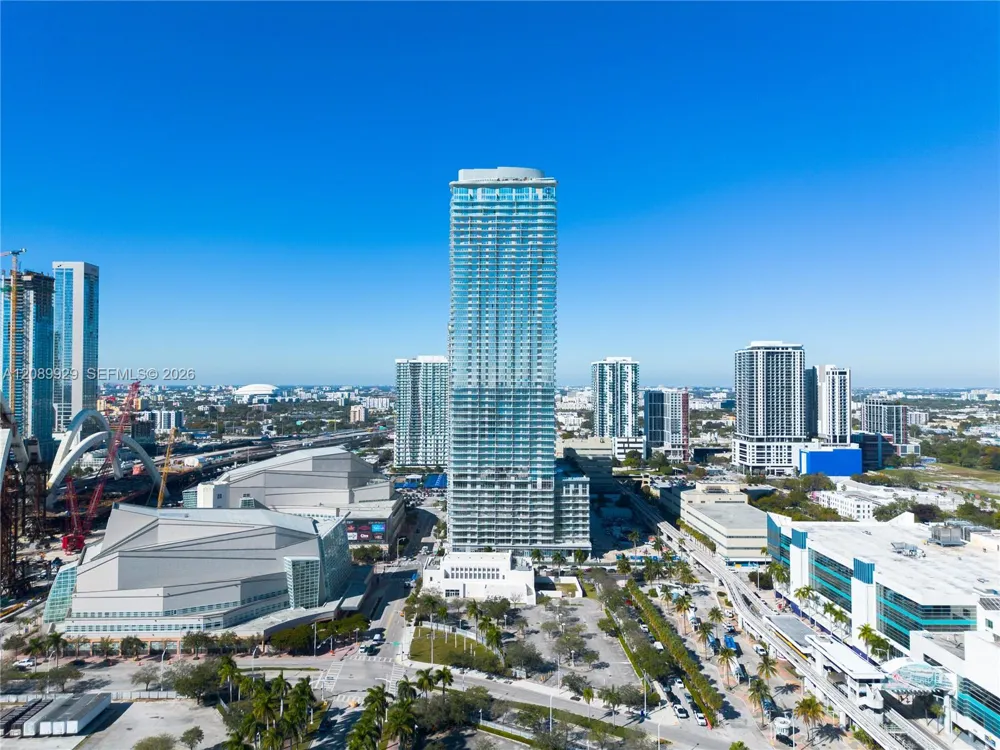 1400 Biscayne Blvd #609 Miami, FL 33132
