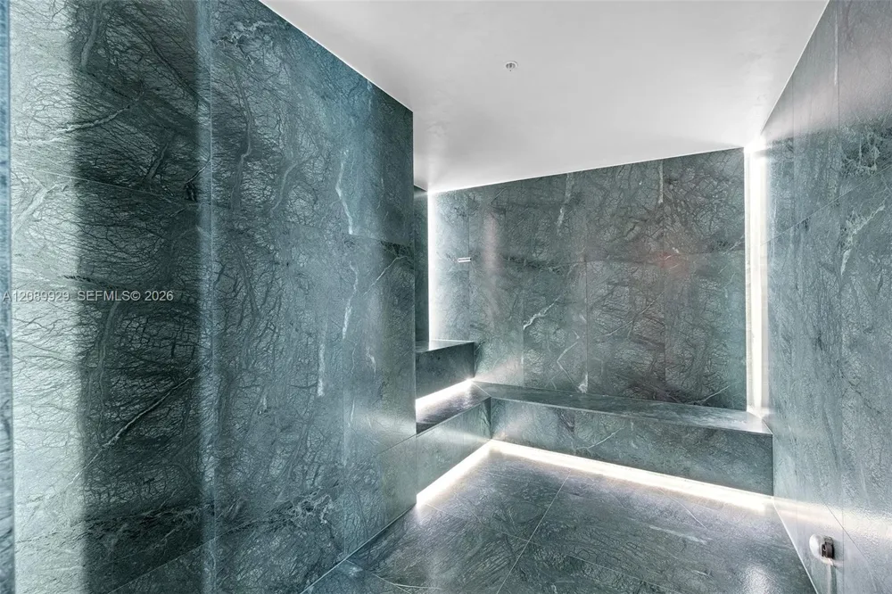 1400 Biscayne Blvd #609 Miami, FL 33132