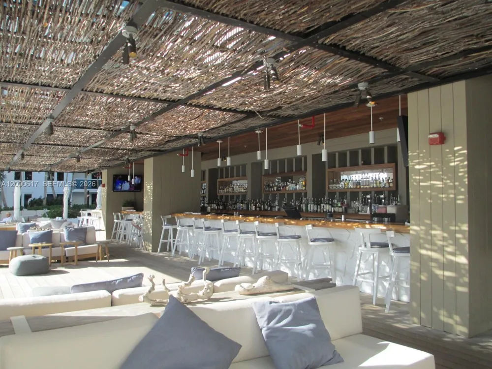 2301 Collins Ave #1420 Miami Beach, FL 33139
