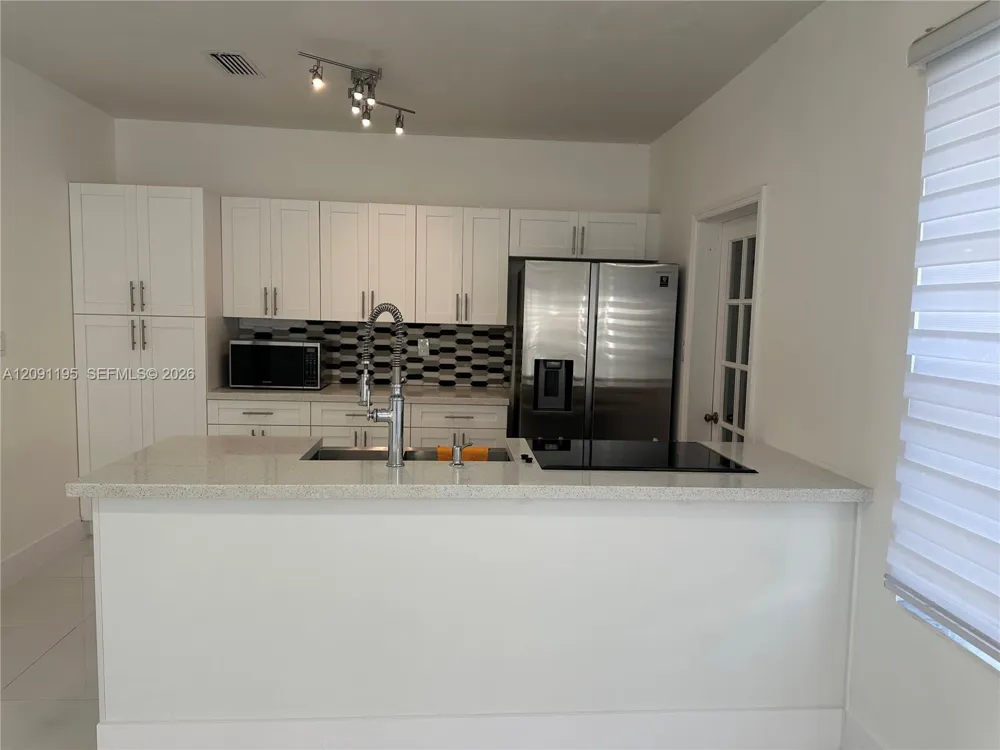 1922 NW 4th St #A Miami, FL 33125