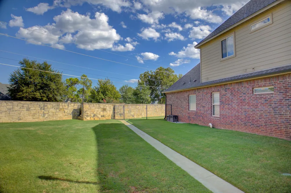 10757 S 96th Place Tulsa, OK 74133