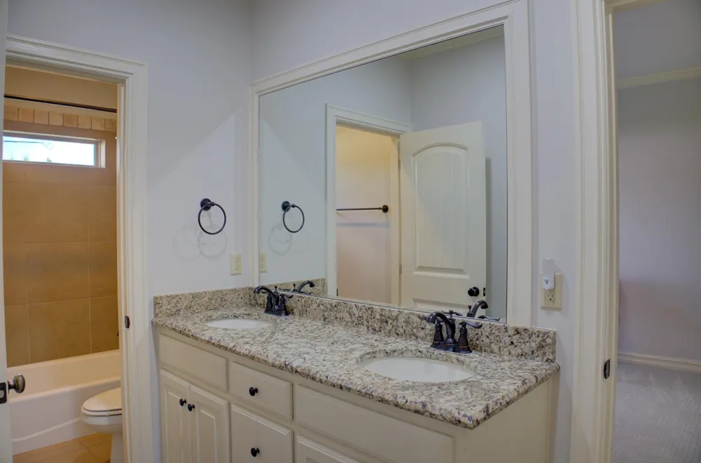 10757 S 96th Place Tulsa, OK 74133