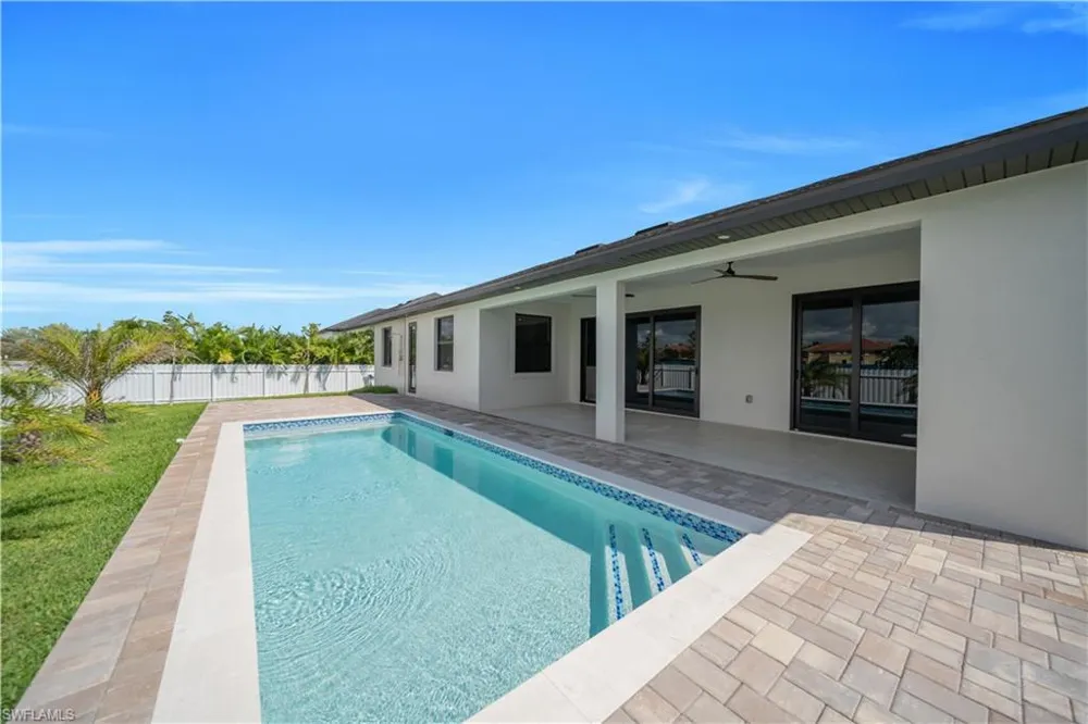 3221 SW 3rd Terrace Cape Coral, FL 33991