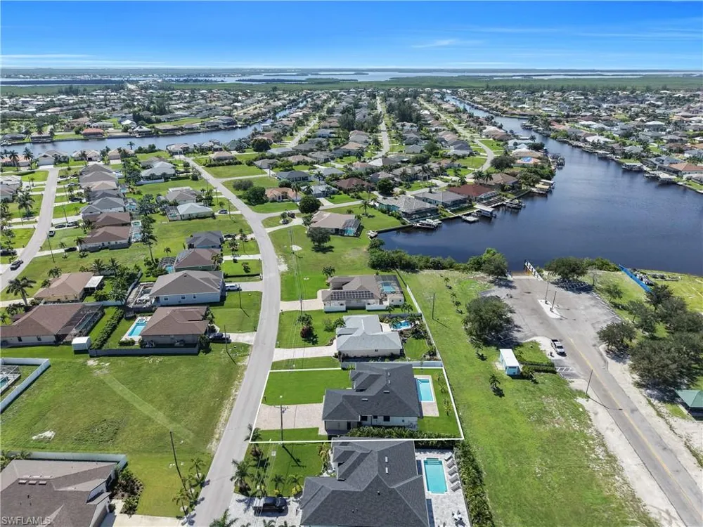 3221 SW 3rd Terrace Cape Coral, FL 33991
