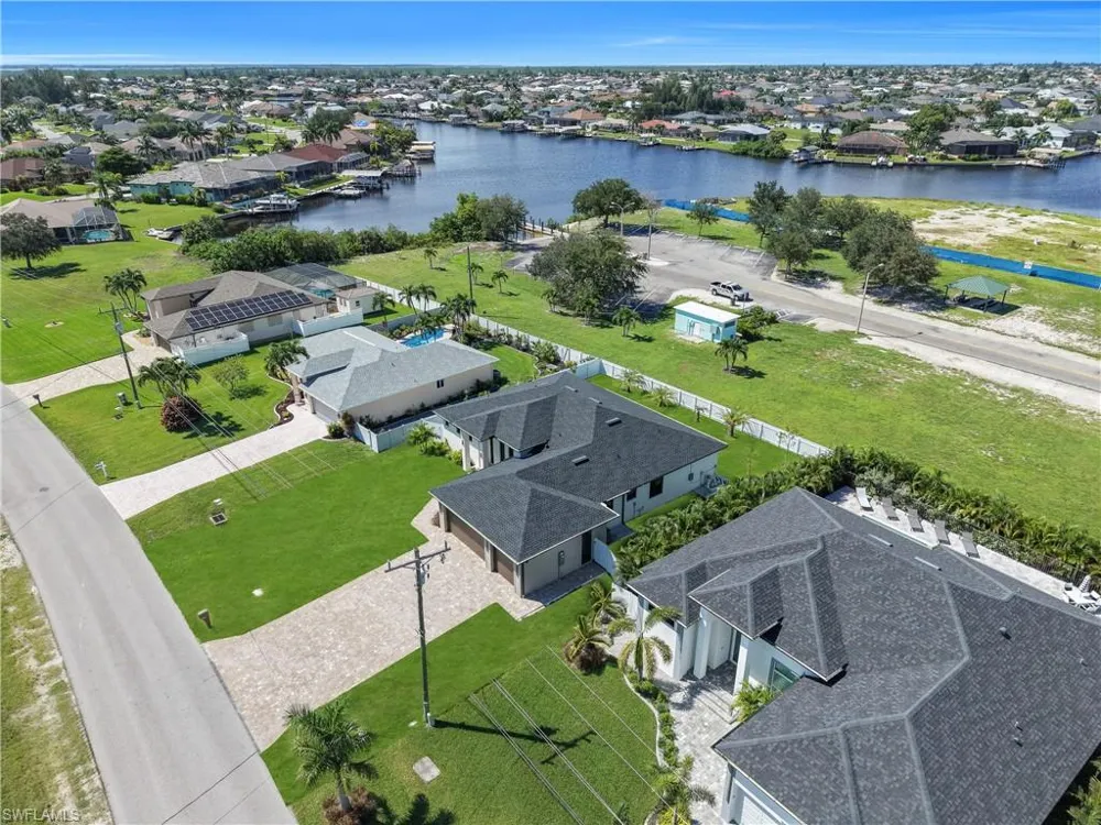 3221 SW 3rd Terrace Cape Coral, FL 33991