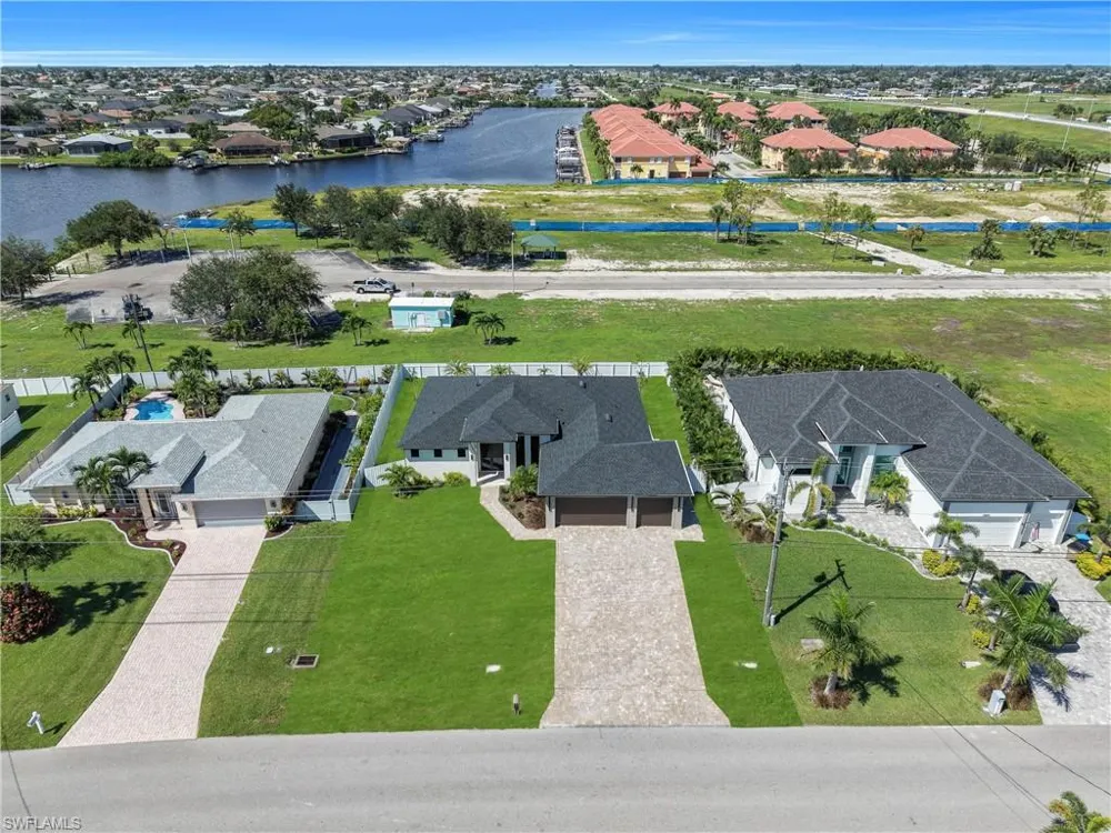 3221 SW 3rd Terrace Cape Coral, FL 33991