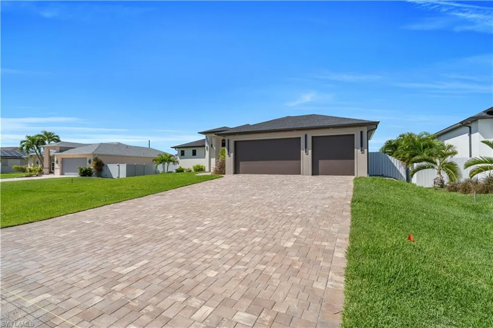 3221 SW 3rd Terrace Cape Coral, FL 33991