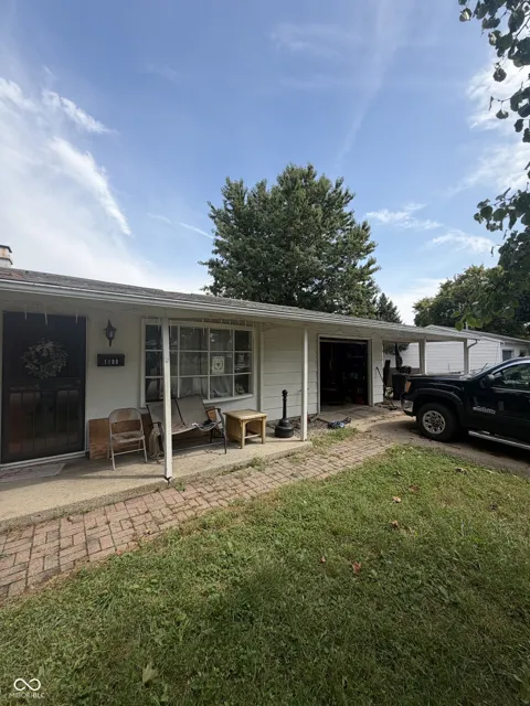1100 Archway Drive