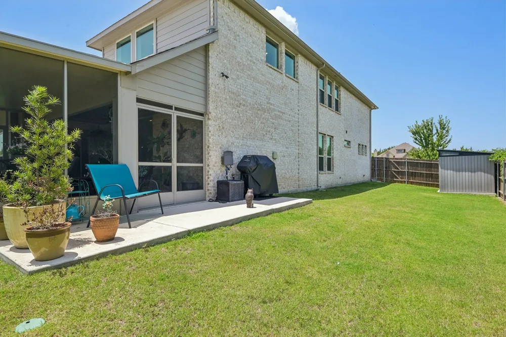 1914 Winter Court Midlothian, TX 76065