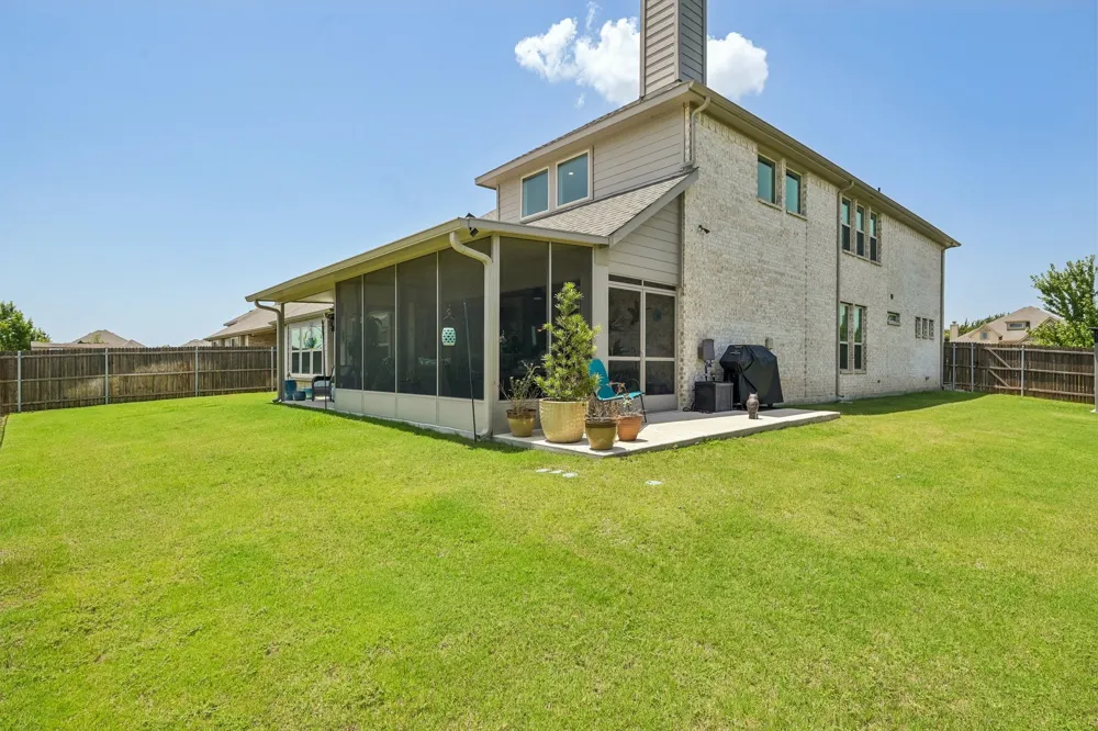 1914 Winter Court Midlothian, TX 76065
