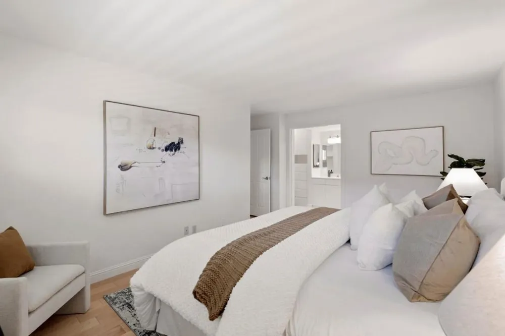2323 Eastridge Avenue #512 Menlo Park, CA 94025