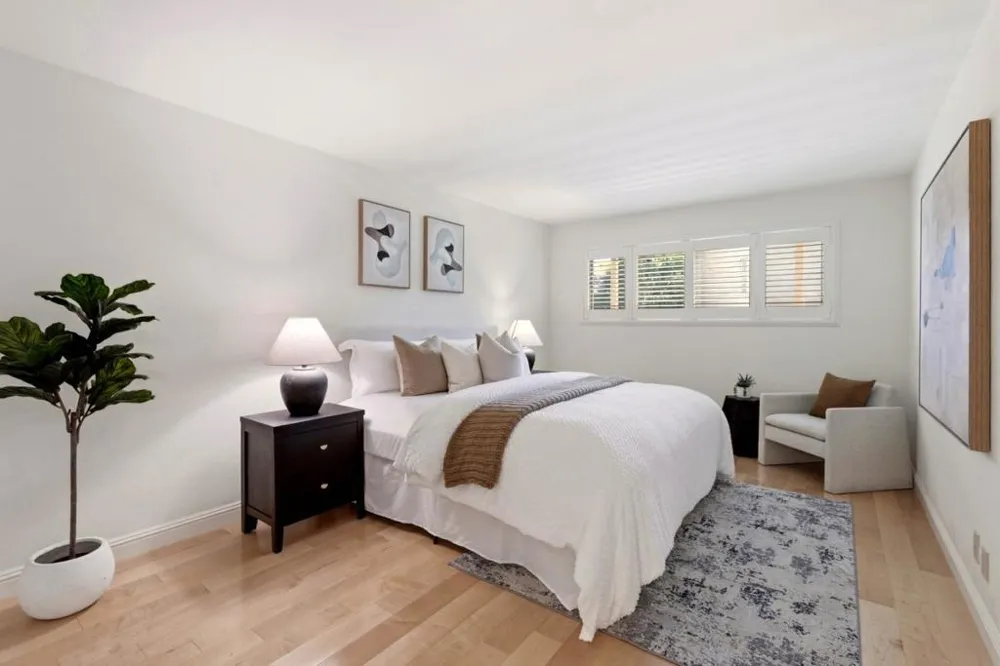 2323 Eastridge Avenue #512 Menlo Park, CA 94025