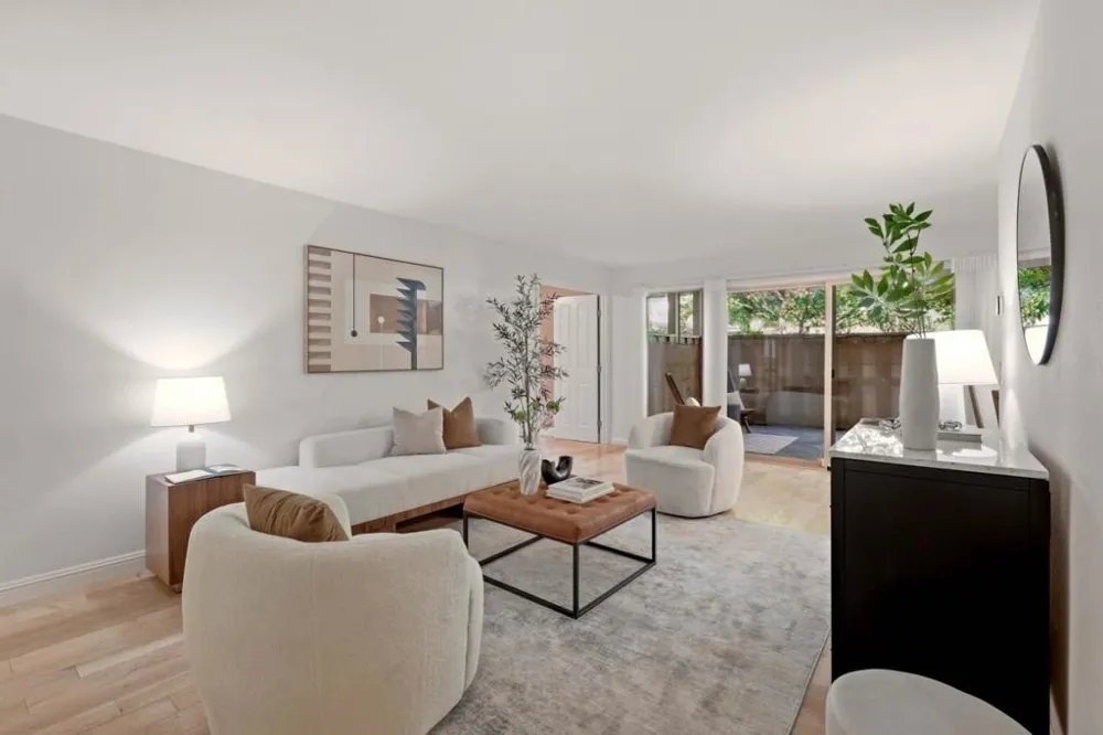 2323 Eastridge Avenue #512 Menlo Park, CA 94025