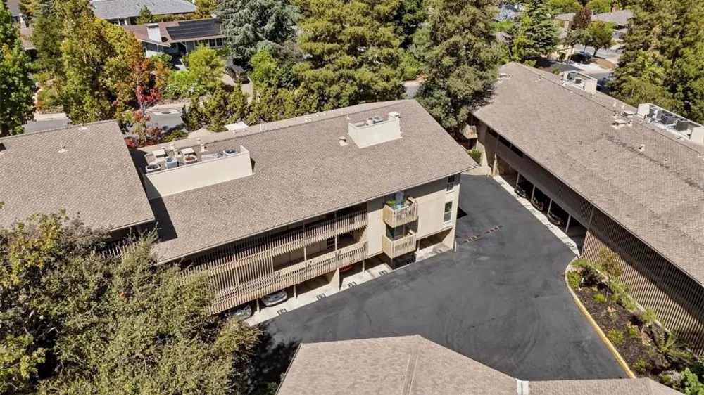 2323 Eastridge Avenue #512 Menlo Park, CA 94025